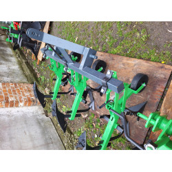 Культиватор міжрядного обробітку